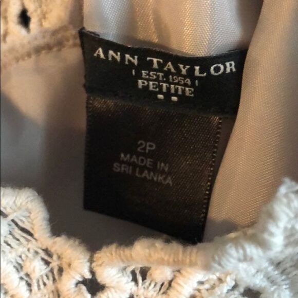 Ann Taylor Petite Cream Floral Sheath Dress- 2P - Picture 4 of 11